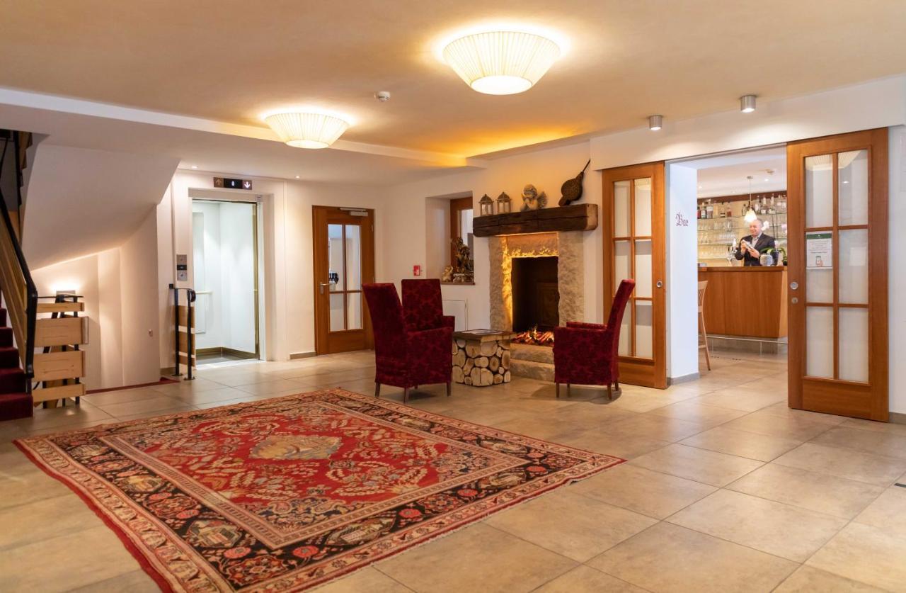 Hotel Martinerhof Сан Лоренцо ди Себато Екстериор снимка
